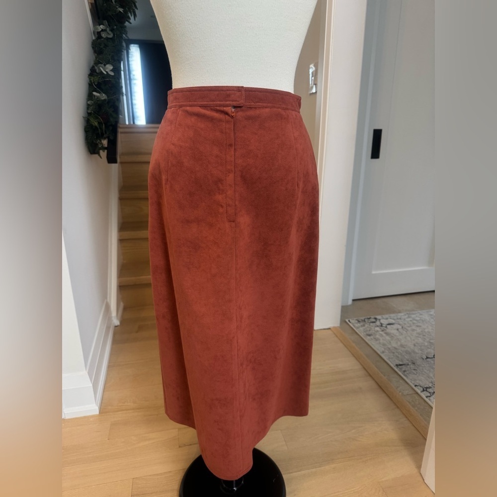 Vintage 70s Olympic Faux Suede Midi Skirt – Rust Brown – Size 12 - Picture 7 of 10